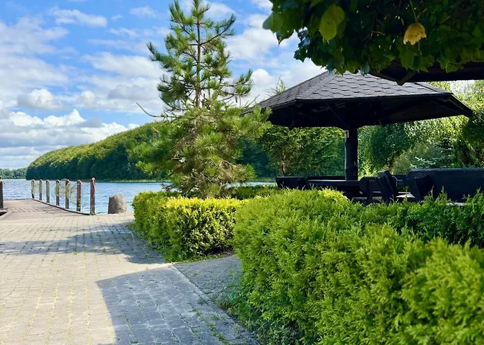 Semesterbostad Dom Caloroczny W Grabowku